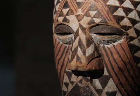 Masque issu des collections africaines du musée