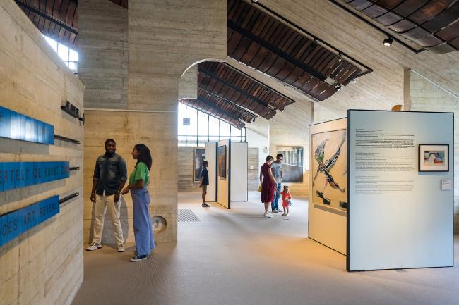 Familles dans l'espace art moderne